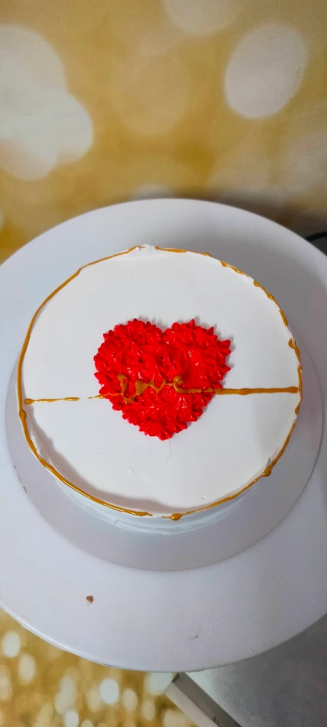 Baker in Town Hand-piped Custom Cake Jaipur